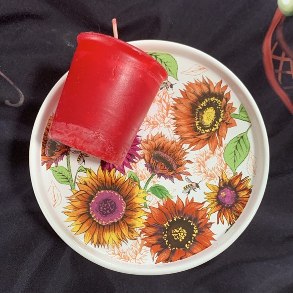 Fall theme. Partly lite Autumn Tapestry pedestal jar candle holder.New in boxes - Picture 10 of 10